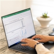 あるあるで学ぶExcel仕事術　Advancedコース